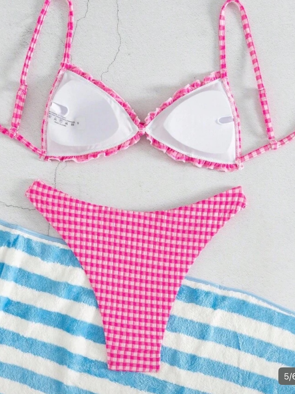 Hot pink ruffle trim bikini - Picture 2 of 3